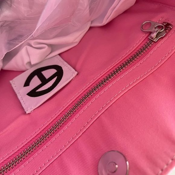 Medium pink telfar handbags - Picture 4 of 4